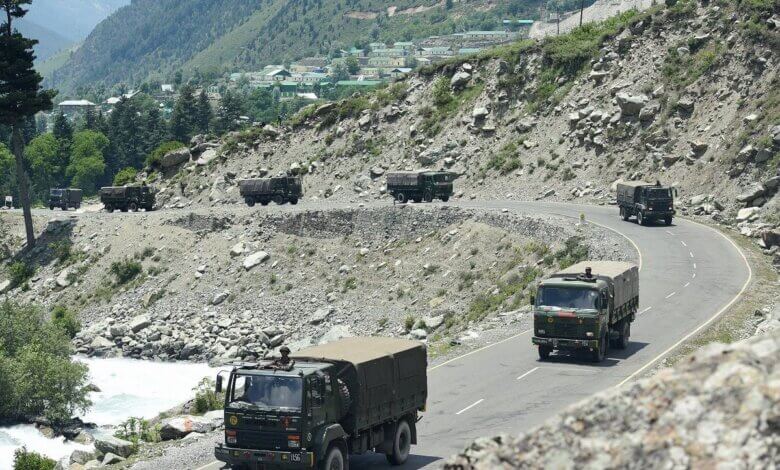 ladakh-army-truck-accident