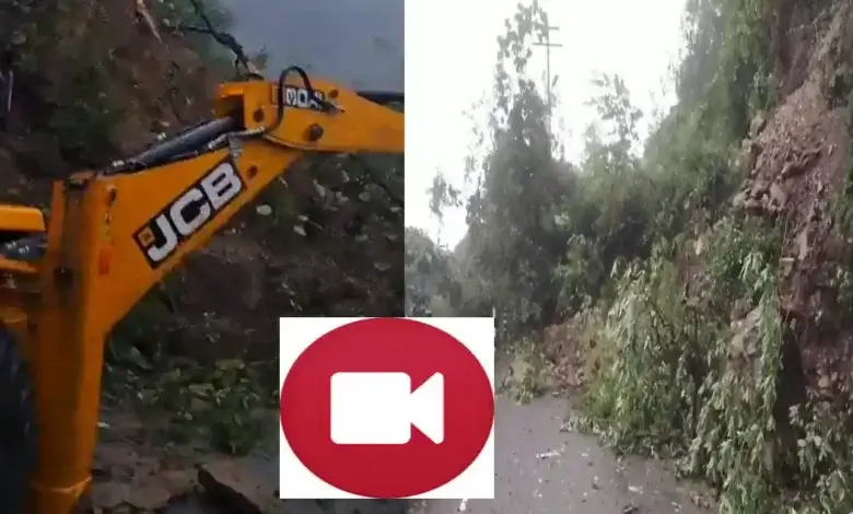 landslide-on-queen-of-hills-mussoorie-dehradun-road